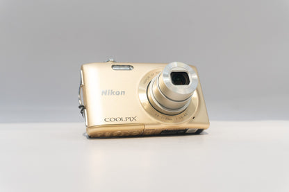 Nikon Coolpix S3300