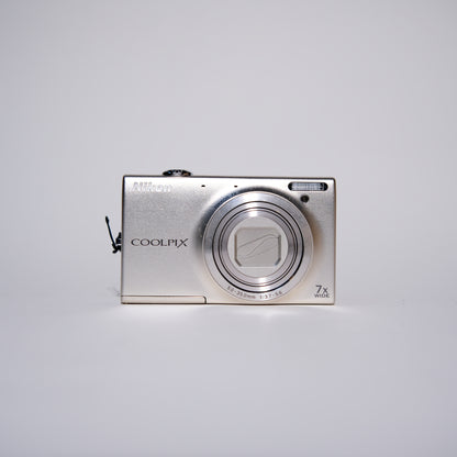 Nikon Coolpix S6100