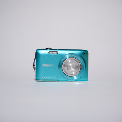 Nikon Coolpix S3300