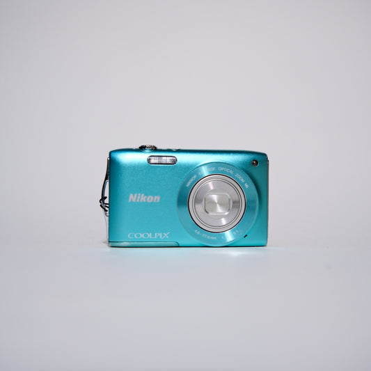 Nikon Coolpix S3300