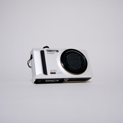Casio Exilim EX-ZR100