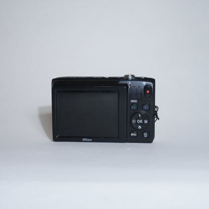 Nikon Coolpix S2600