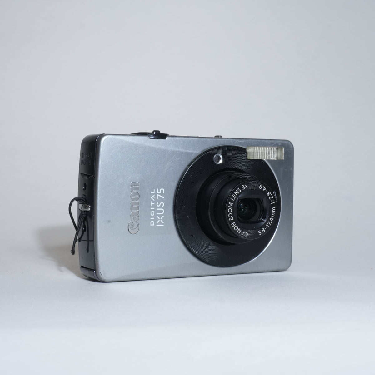 Canon IXUS 75