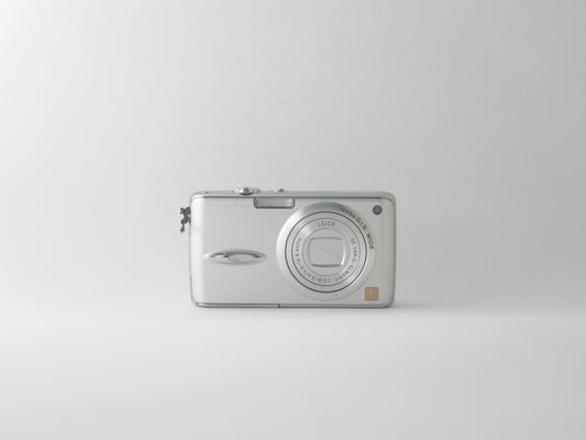 Lumix DMC-FX01