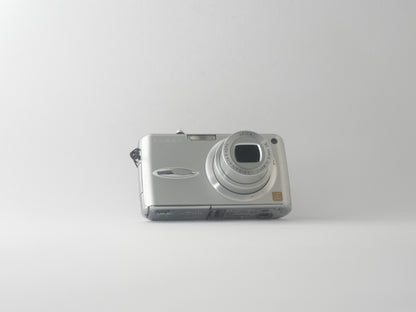 Lumix DMC-FX01