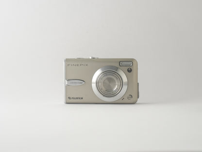 Fujifilm Finepix F30