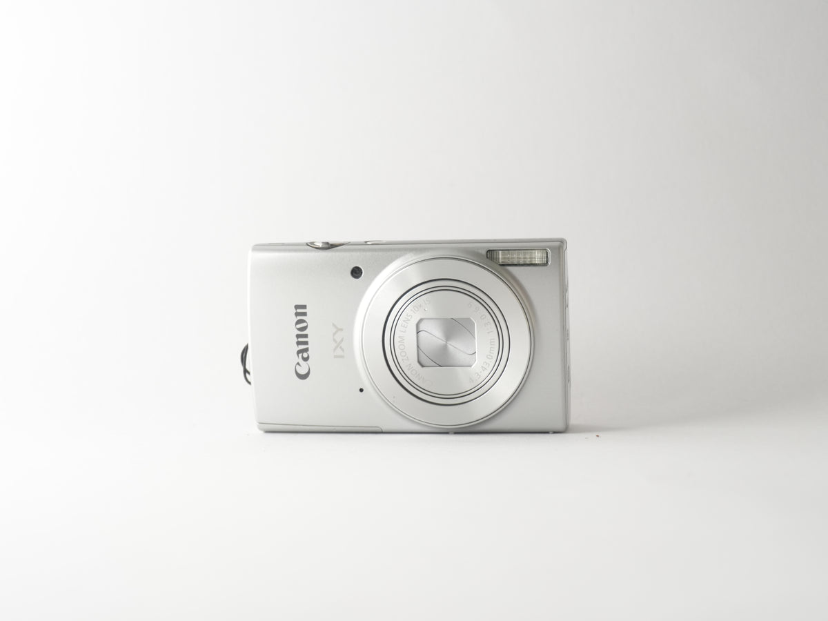 Canon IXY 210