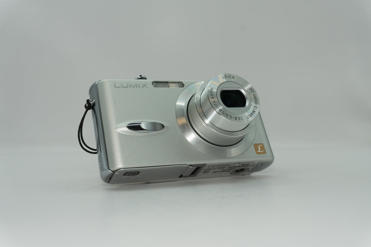 Lumix DMC-FX8