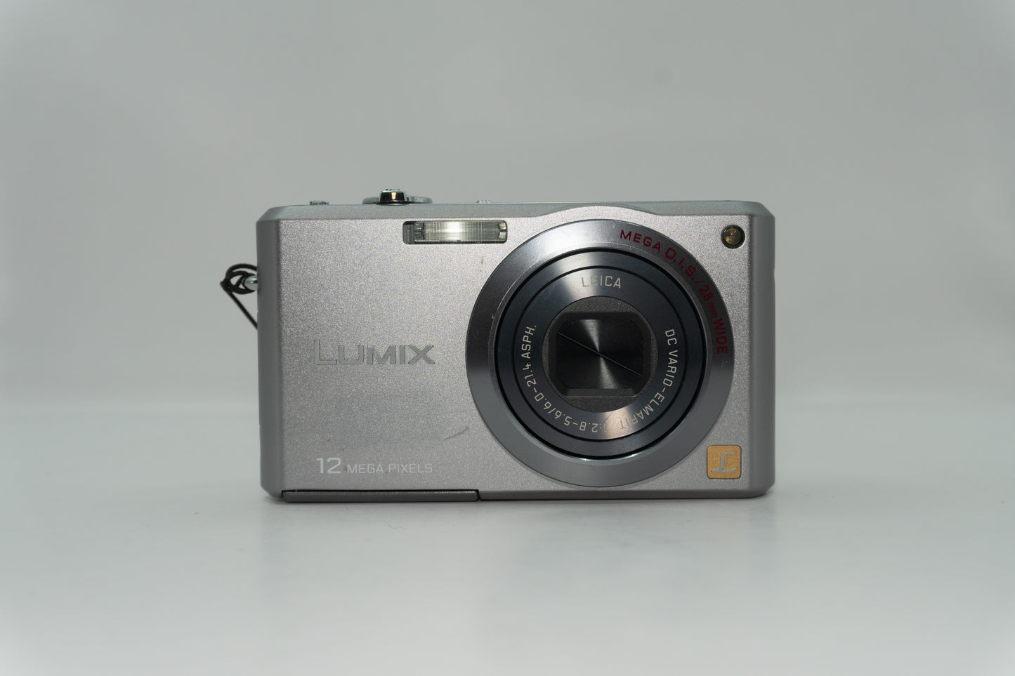 Lumix DMC-FX100