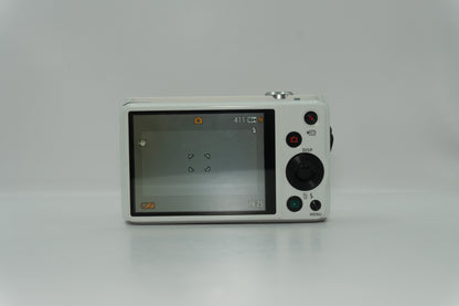 Casio Exilim EX-ZR20