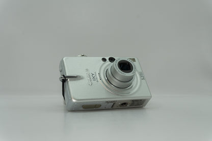 Canon IXY 40