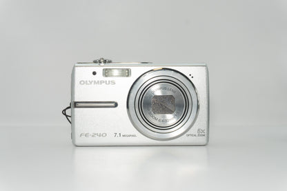 Olympus FE-240