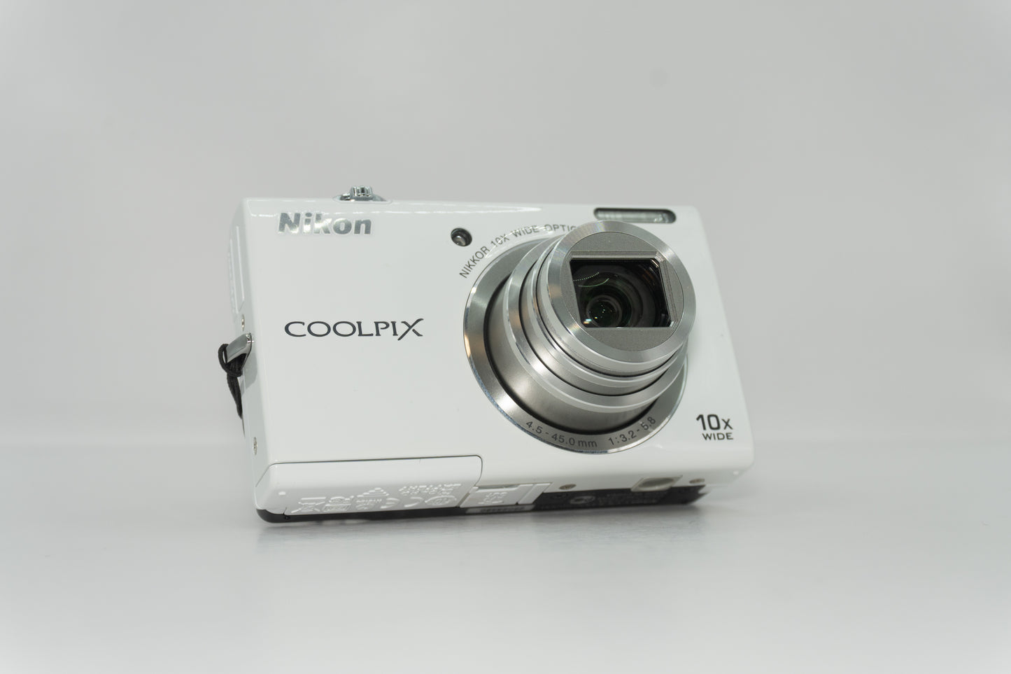 Nikon coolpix S6200