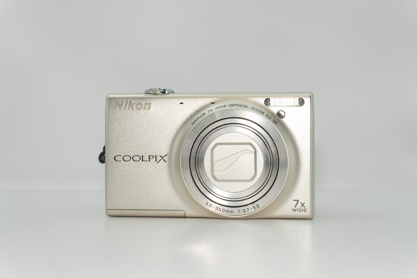 Nikon Coolpix S6100