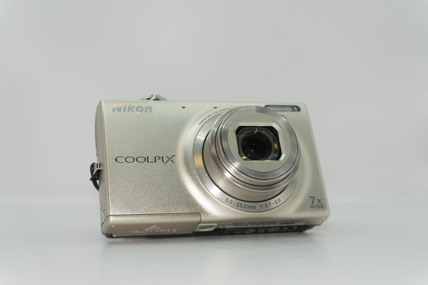 Nikon Coolpix S6100