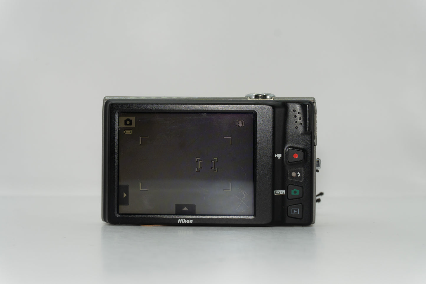 Nikon Coolpix S6100