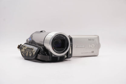 Canon IVIS HF10