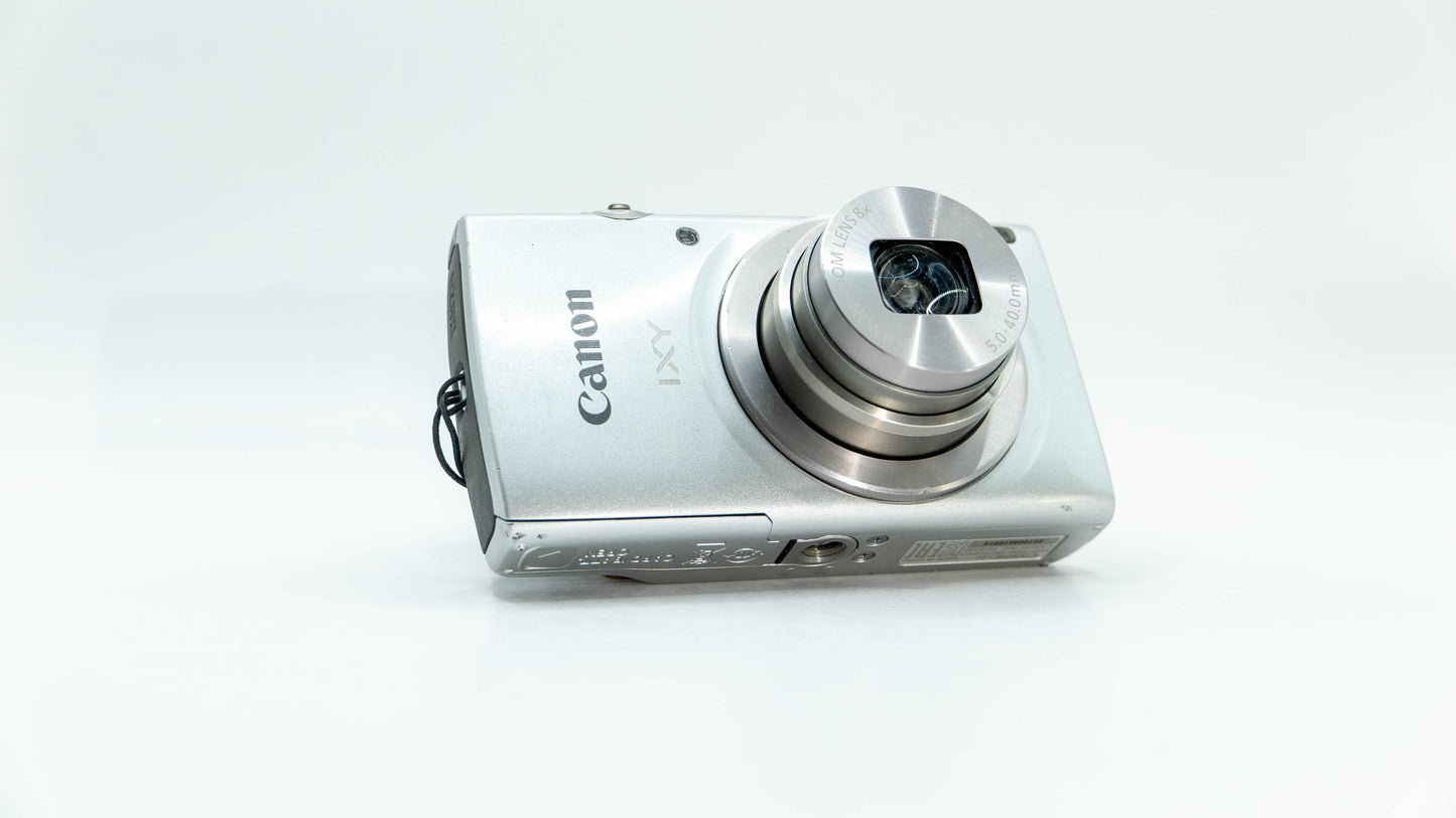 Canon IXY 200