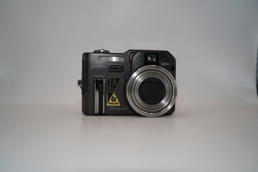 Casio EX-P700