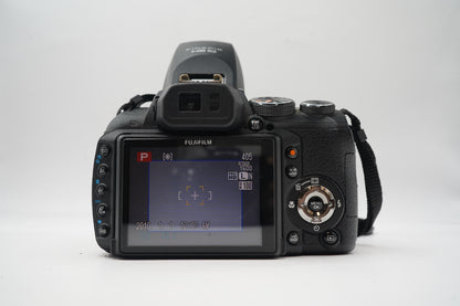 Fujifilm Finepix HS10