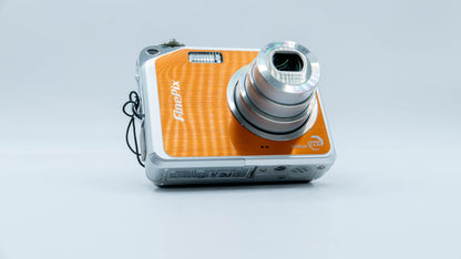 Fujifilm Finepix V10
