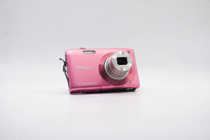 Nikon Coolpix S3300