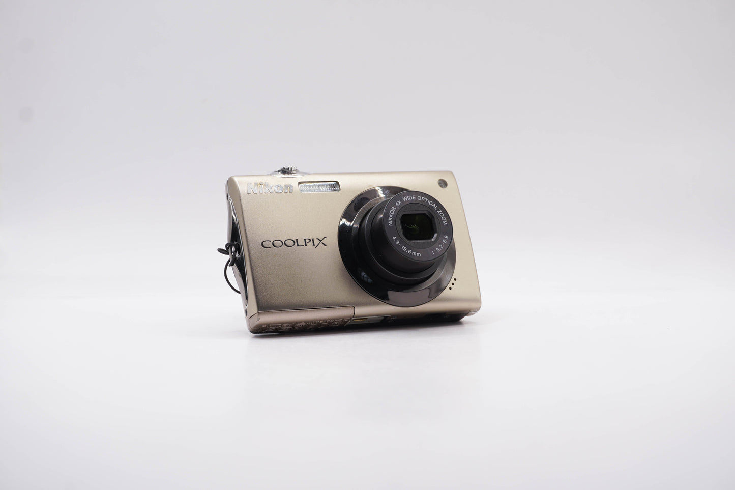 Nikon Coolpix S4000