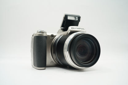 Olympus SP-800UZ