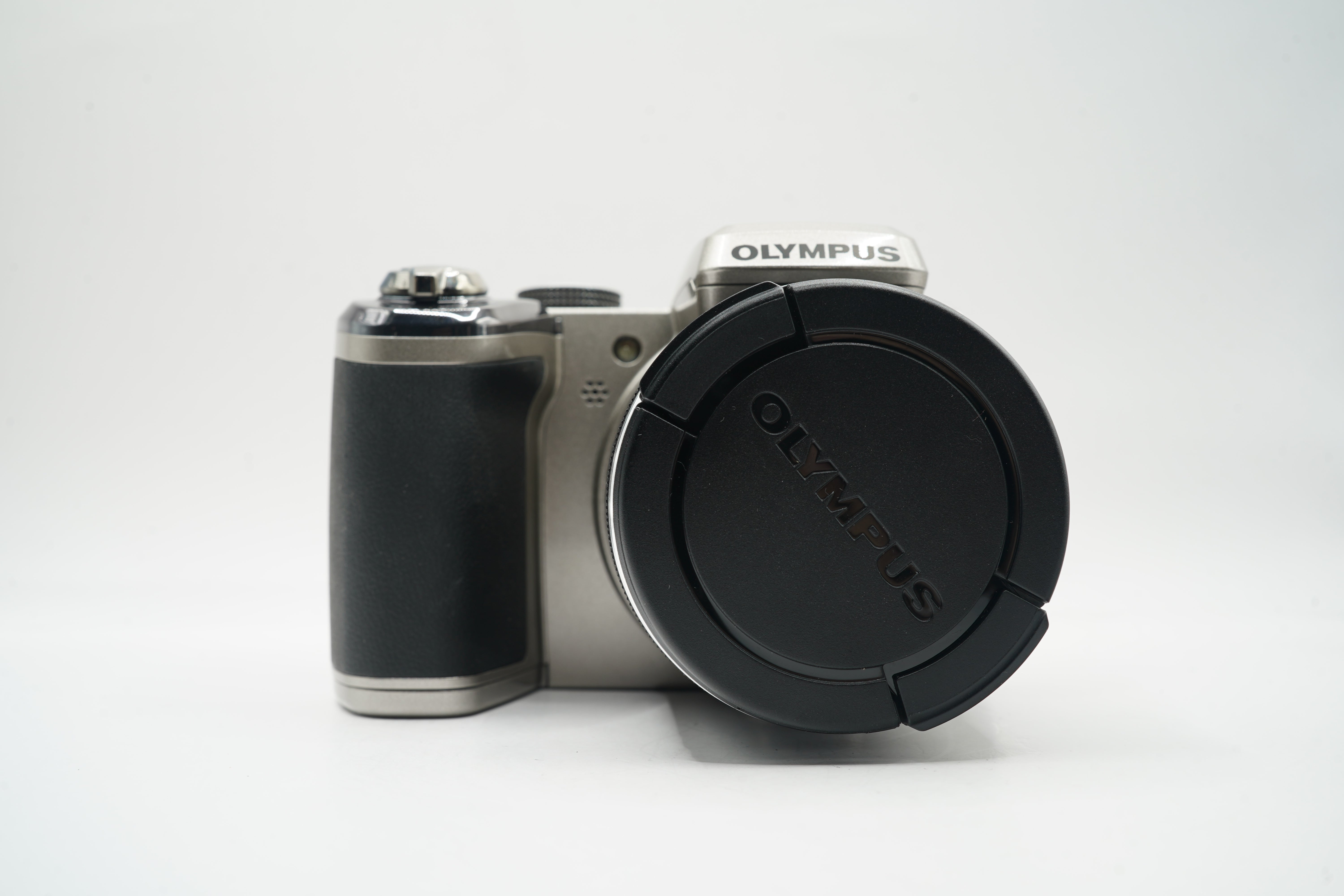 Olympus SP-820UZ | The Digicam Depository