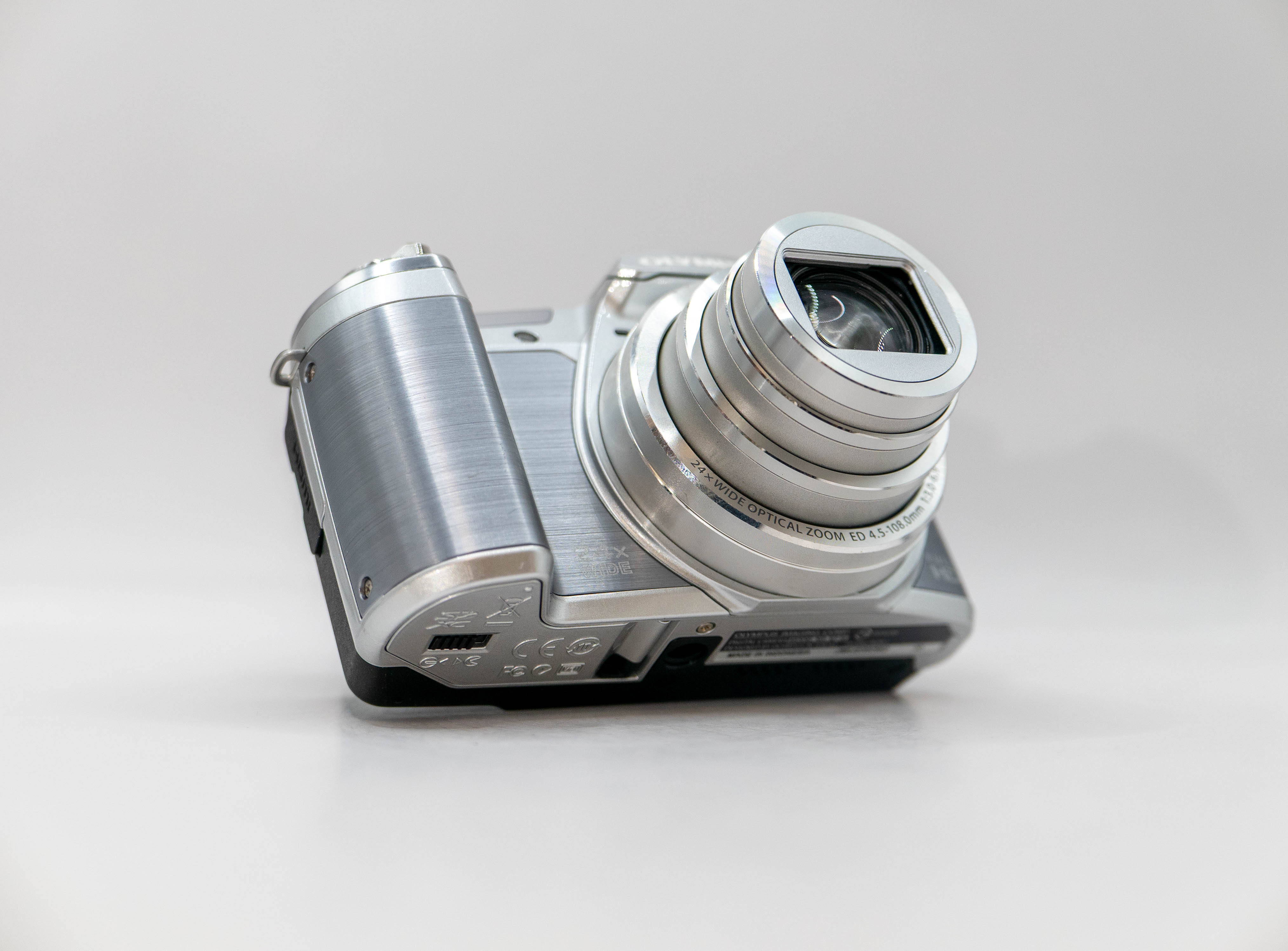 Olympus SZ-16 | The Digicam Depository