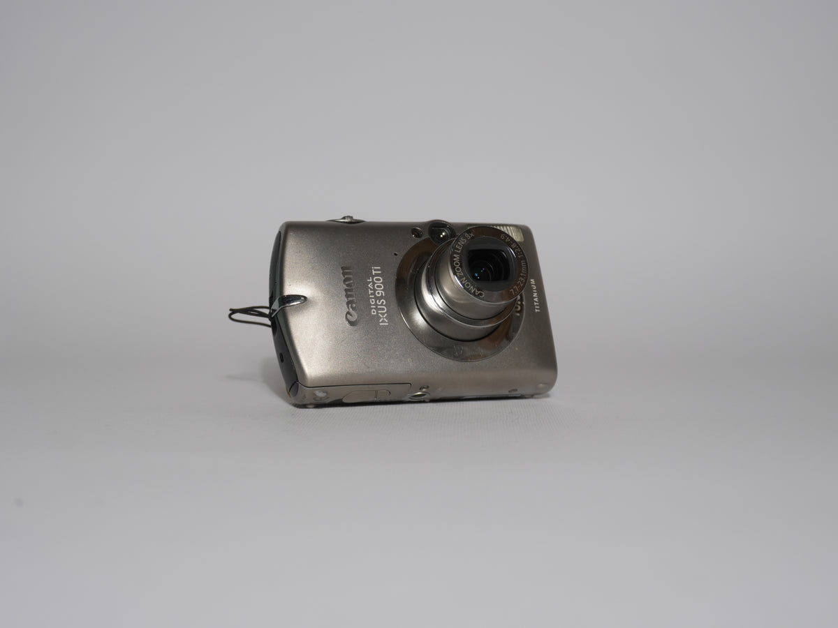 Canon IXUS900