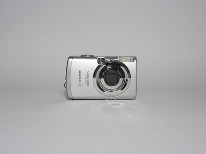 Canon IXUS950