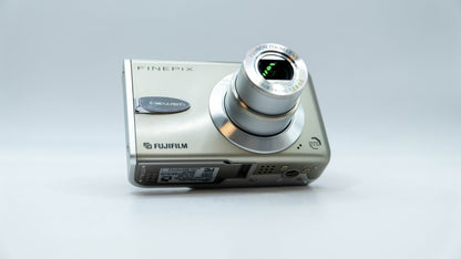 Fujifilm Finepix F30