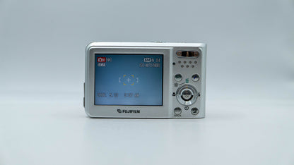 Fujifilm Finepix F30